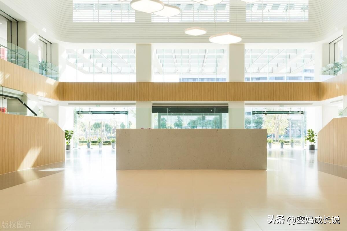 朋友哭诉:快疯了！只因一张请假条