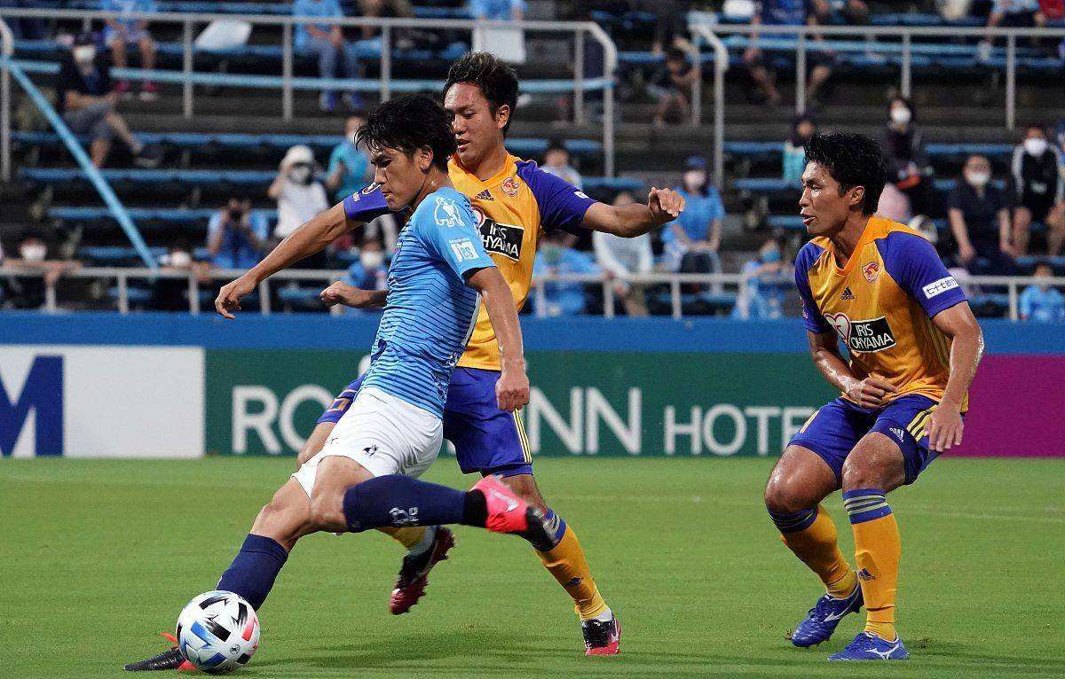 中国竞彩足球推荐山形山神横滨fc,周日鹿岛鹿角vs横滨预测
