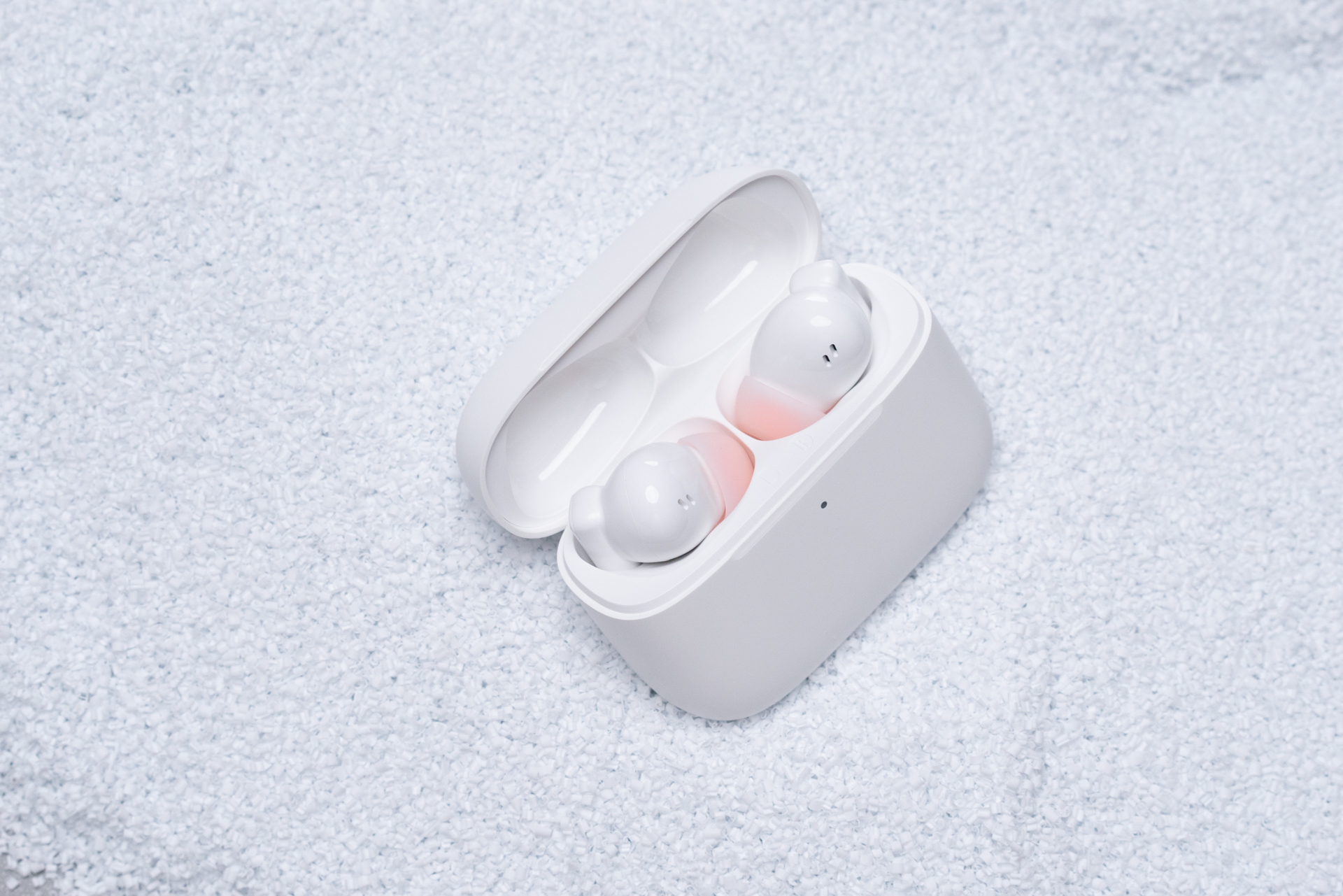 倍思耳机m2好还是m2s好,200元左右的无线耳机评测倍思m2s