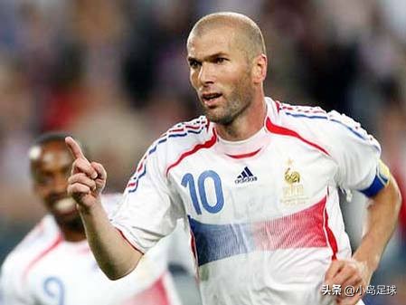 足球场上11个位置分别是什么,足球场上各个位置职责是什么