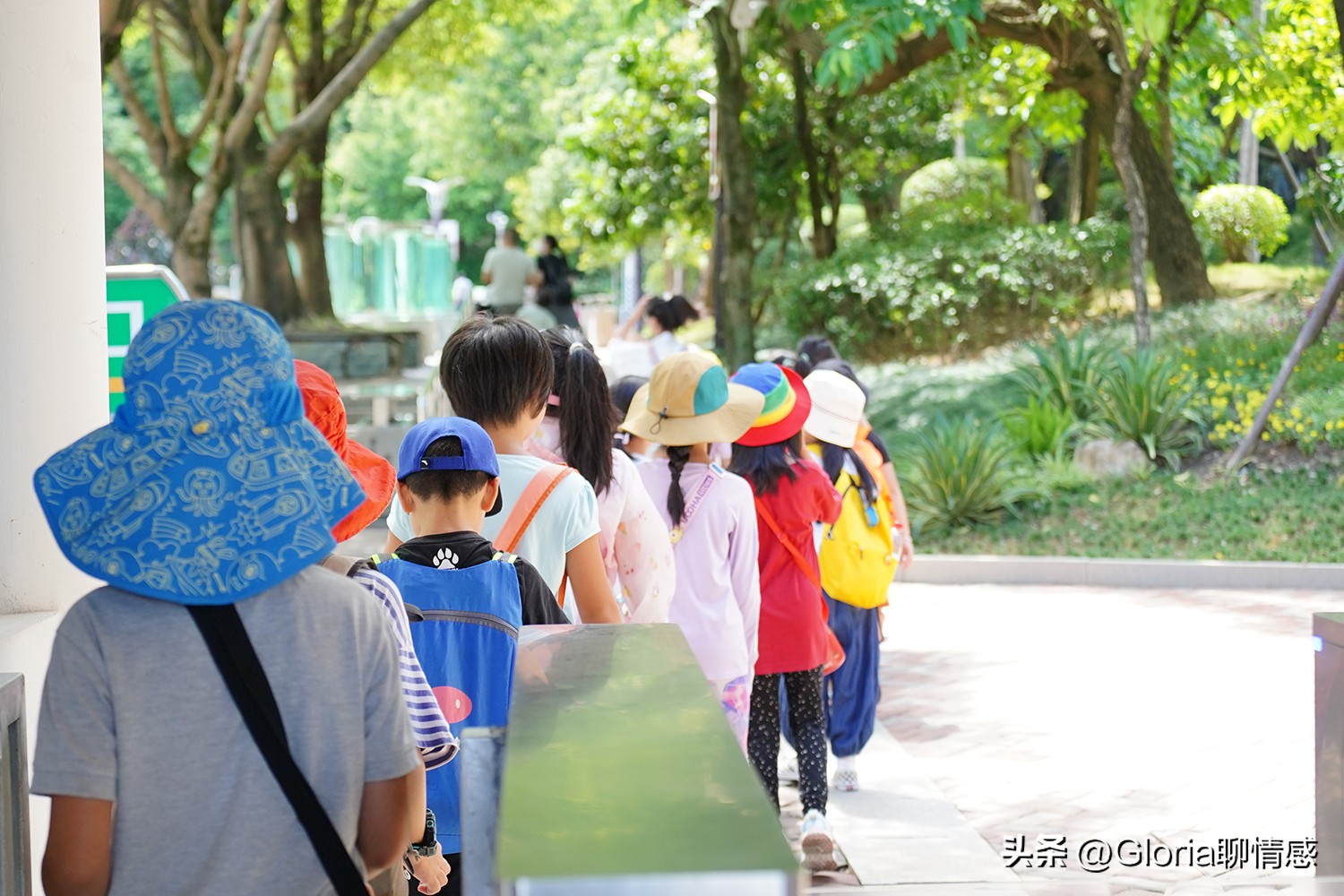 全职妈妈怎么带娃赚钱两不误,全职妈妈怎么带娃赚钱真实案例