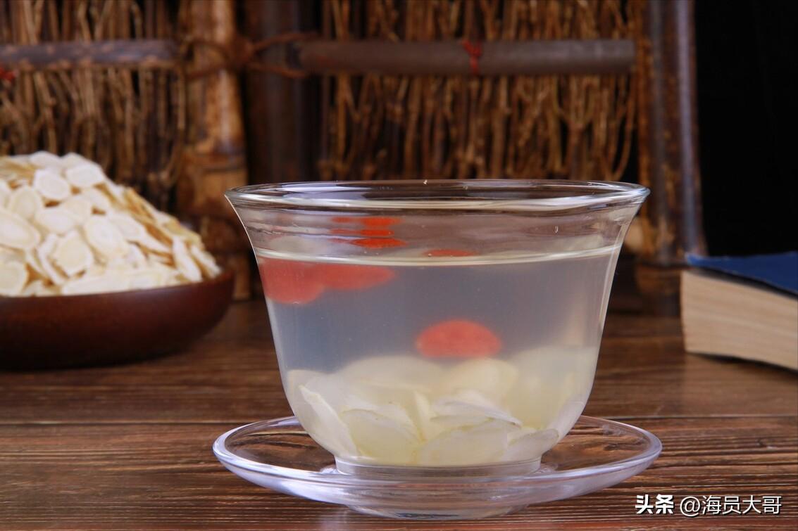 船到韩国，船长听了女人的话，遭好心女华人欺骗，损失4万5千多