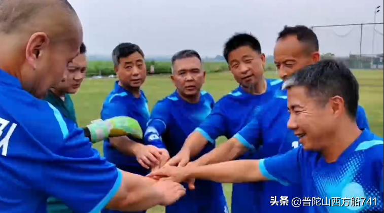 足球队和球迷的感人故事,足球队故事