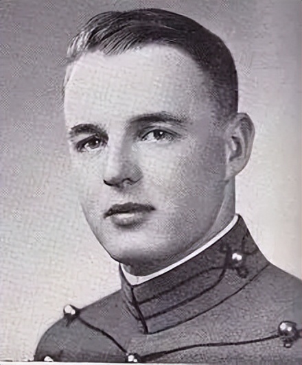 伊丽莎白泰勒一生经历,伊丽莎白泰勒风华绝代