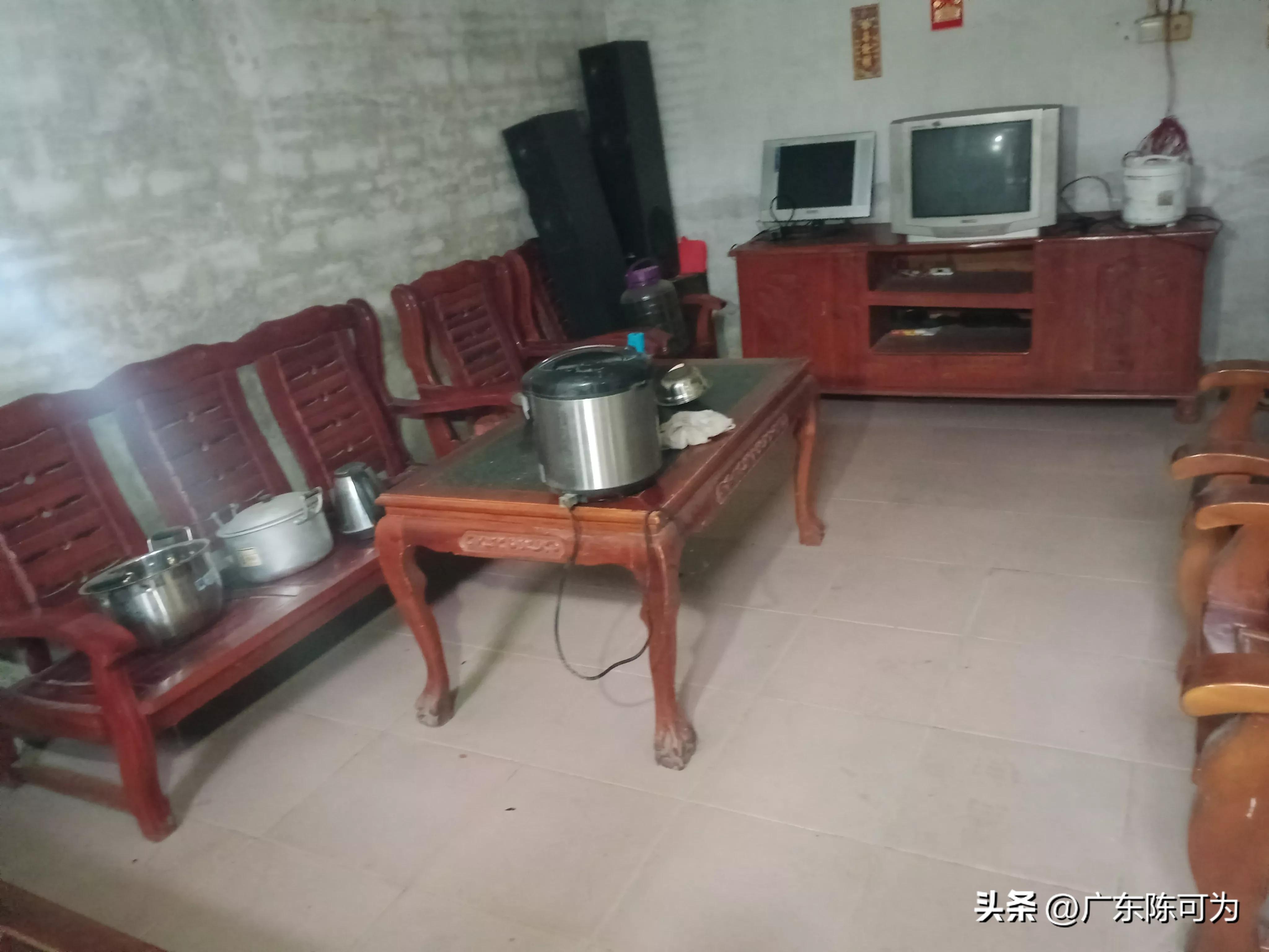 人生虚度光阴，半生漂零