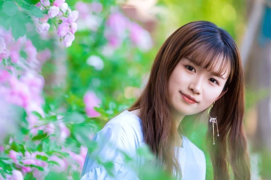 男人喜欢傻一点的女孩,男人喜欢傻的还是聪明的