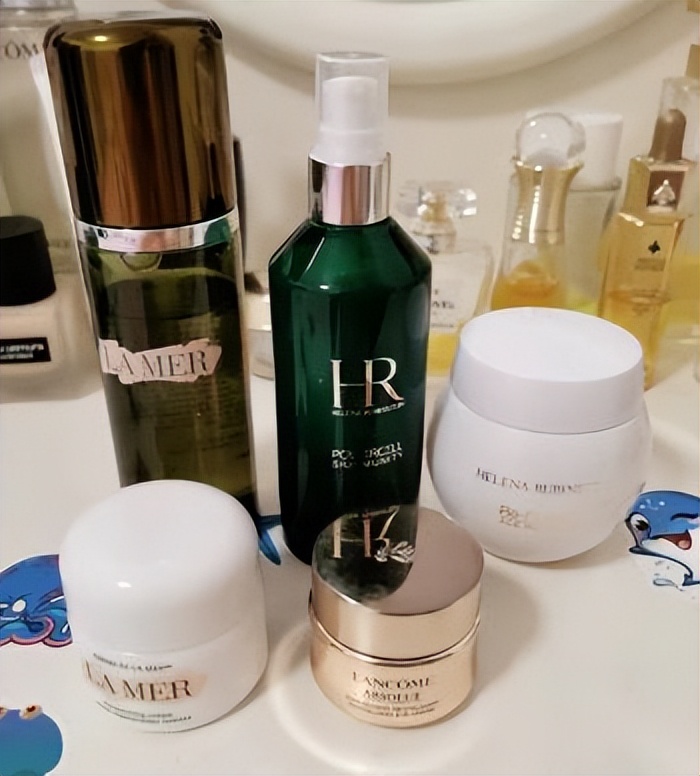 娇兰和海蓝之谜哪个适合敏感肌,娇兰补水还是海蓝之谜补水