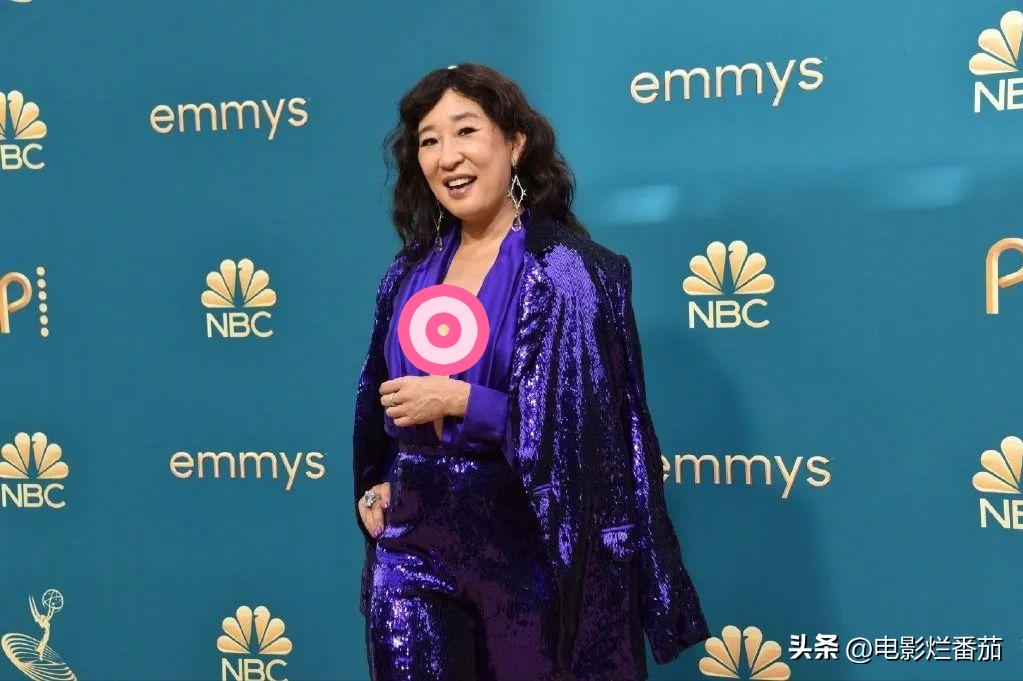 艾美奖红毯怪奇物语,艾美奖红毯走法