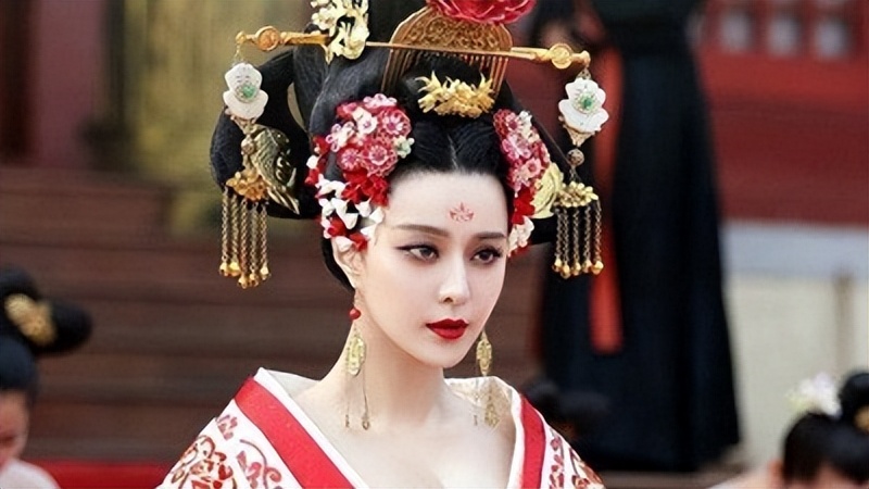 尔康在还珠格格中的地位高吗,还珠格格主演都有谁