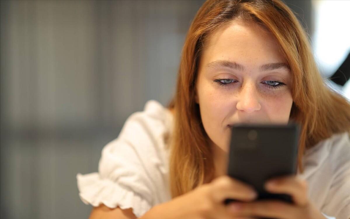 总是失眠很苦恼？提醒：人过40岁，做好4件事，帮助提高睡眠质量