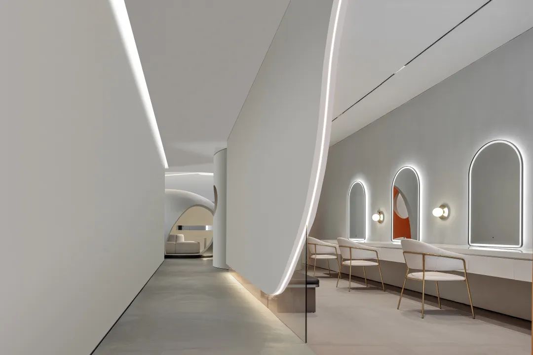 750m²光影流动空间，帆摄影重庆艺术体验馆|牛犇BEN