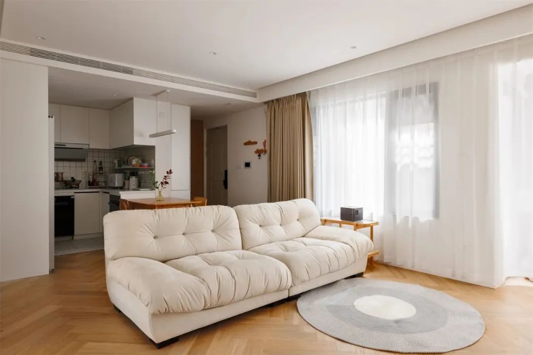 95后小夫妻二手房翻新,95后小夫妻返乡改造老房子