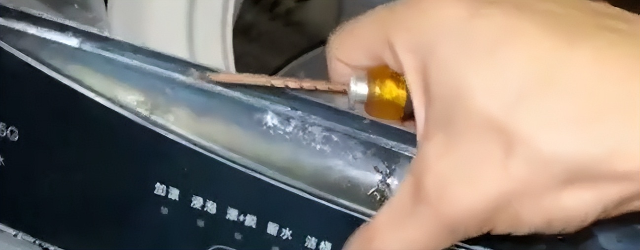 洗衣机一直进水就是不清洗,洗衣机不进水的正确维修方法