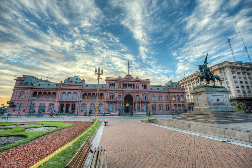 阿根廷夺冠庆典梅西如释重负,梅西夺冠巴萨会哭吗