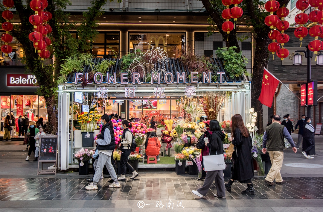 广州老牌步行街，曾经由热闹变萧条，新春期间人气比珠江新城还高