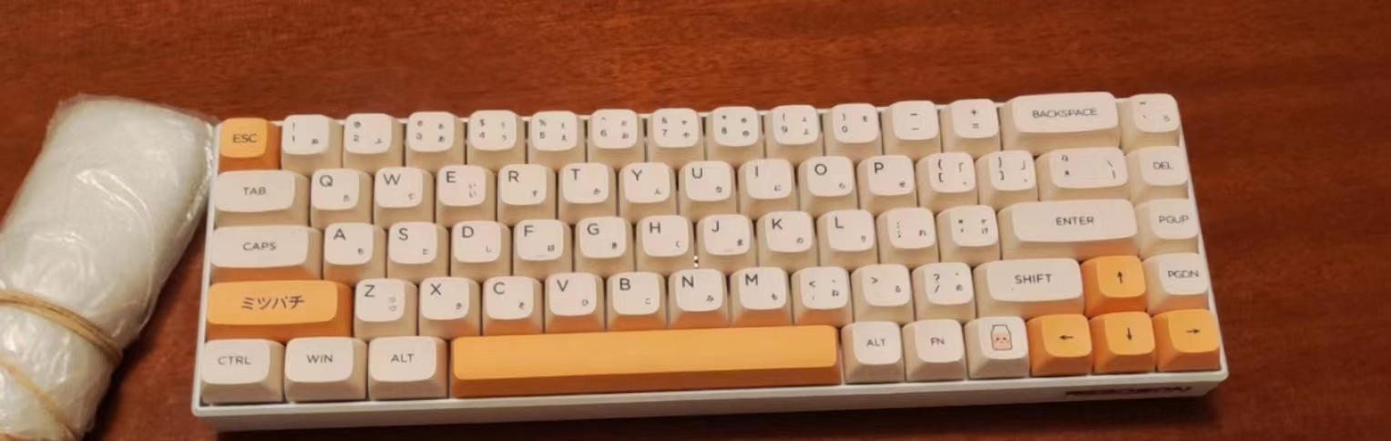 机械键盘录入的时候有杂音,机械键盘蓝轴打字声音