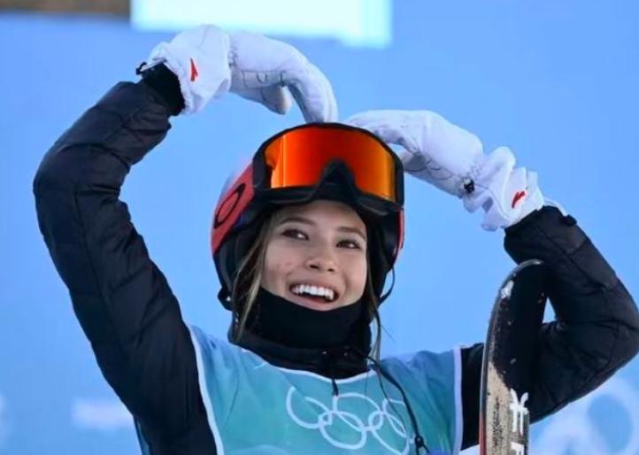 冬奥冠军精彩瞬间谷爱凌,谷爱凌冬奥夺金瞬间
