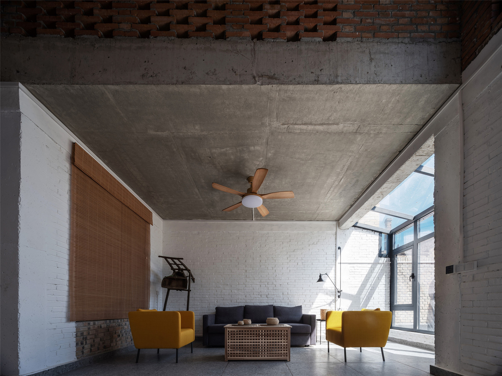 陕西一高校老师,西安一高校老师带学生创业