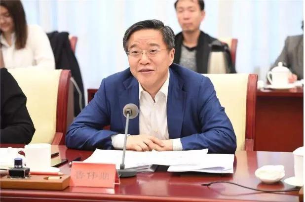 万向股份万向集团,万向集团大吗