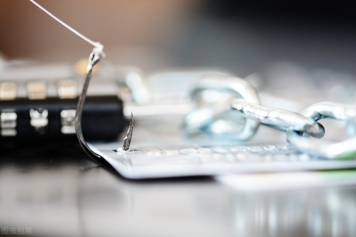 自学编程搭建彩票网站,湖南小伙发现彩票诀窍一年狂80亿