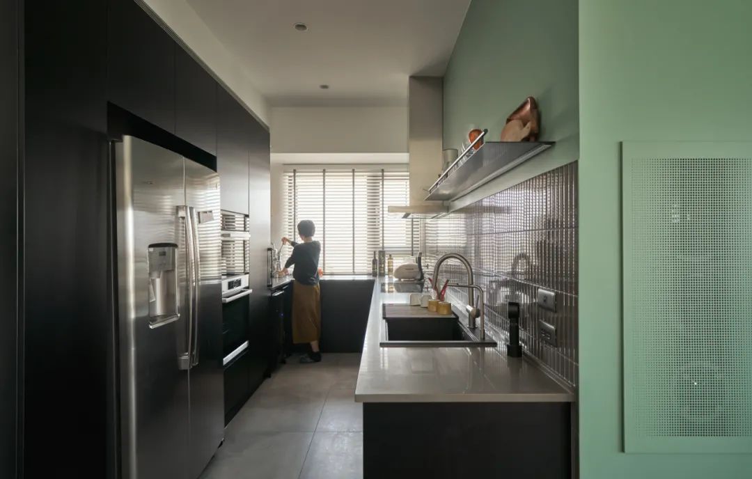 她家仅85㎡，却装下了一个「游乐园」，家居氛围太棒了