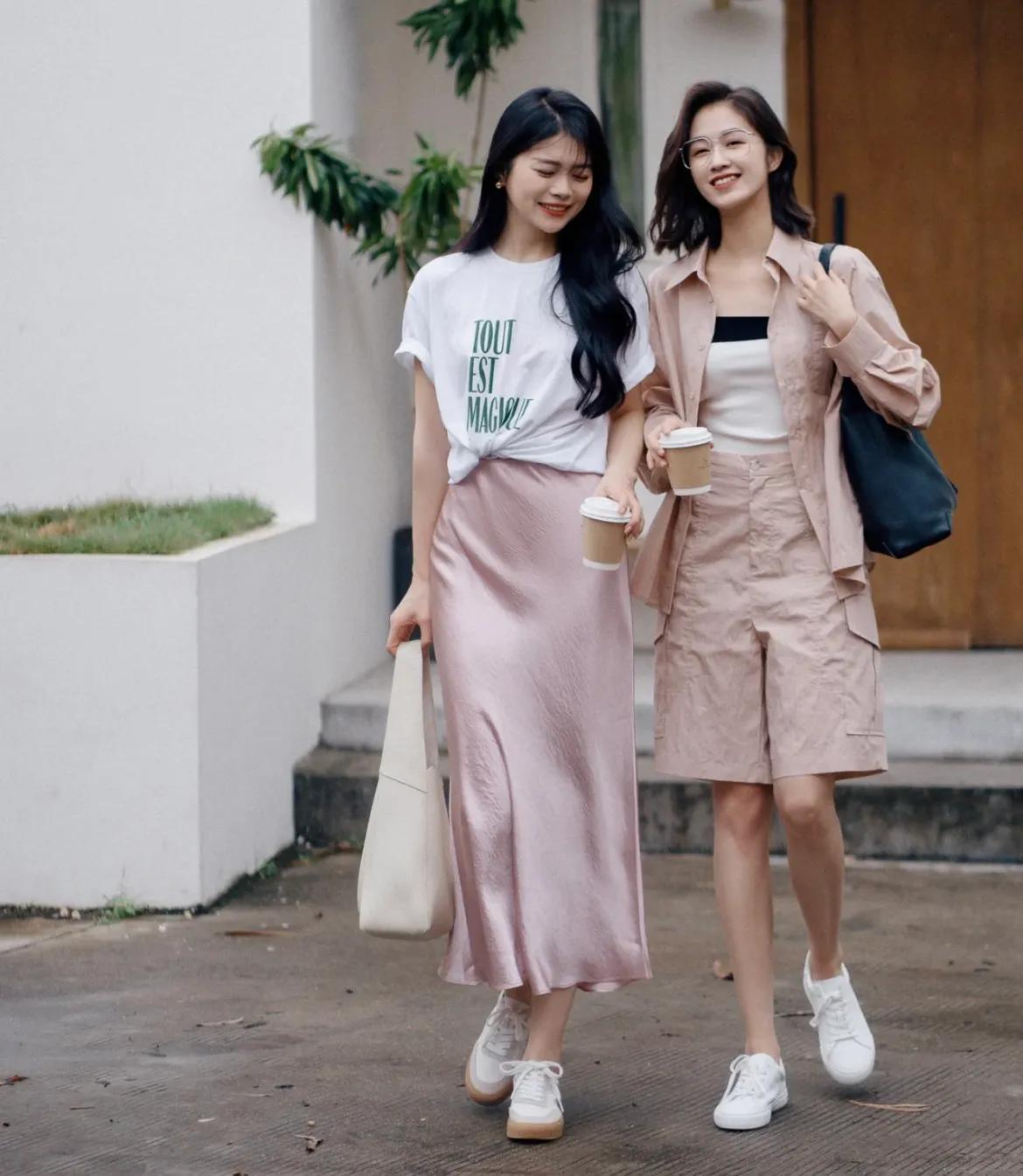 夏日闺蜜日常穿搭模板,夏季闺蜜装穿搭时髦可爱