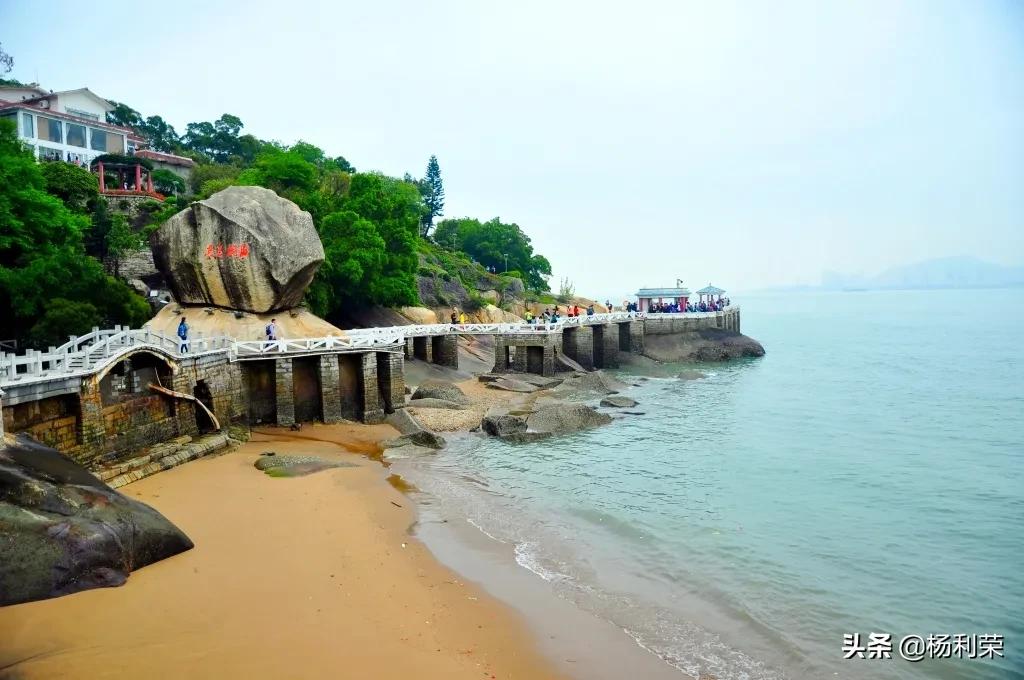七律雪莲花的诗,七律长白山林海