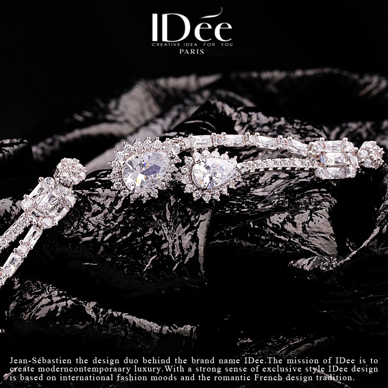 每个角度都那么抢眼,每个角度都闪闪发光