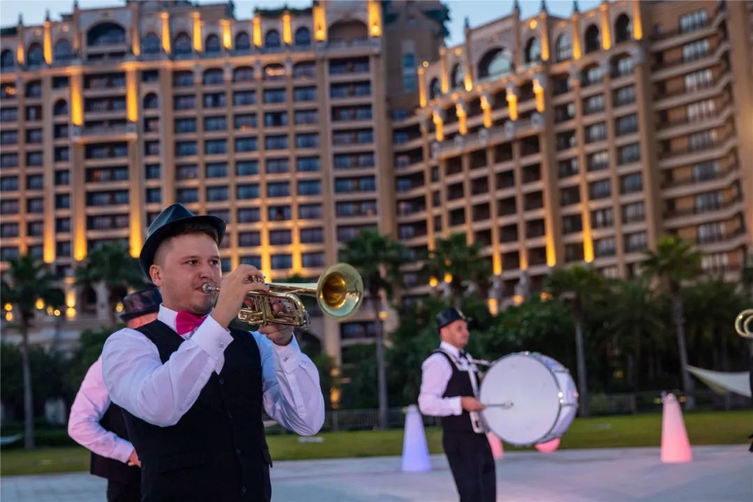 珠海长隆竟然开露营！海边下午茶、篝火音乐会、还能撸火烈鸟