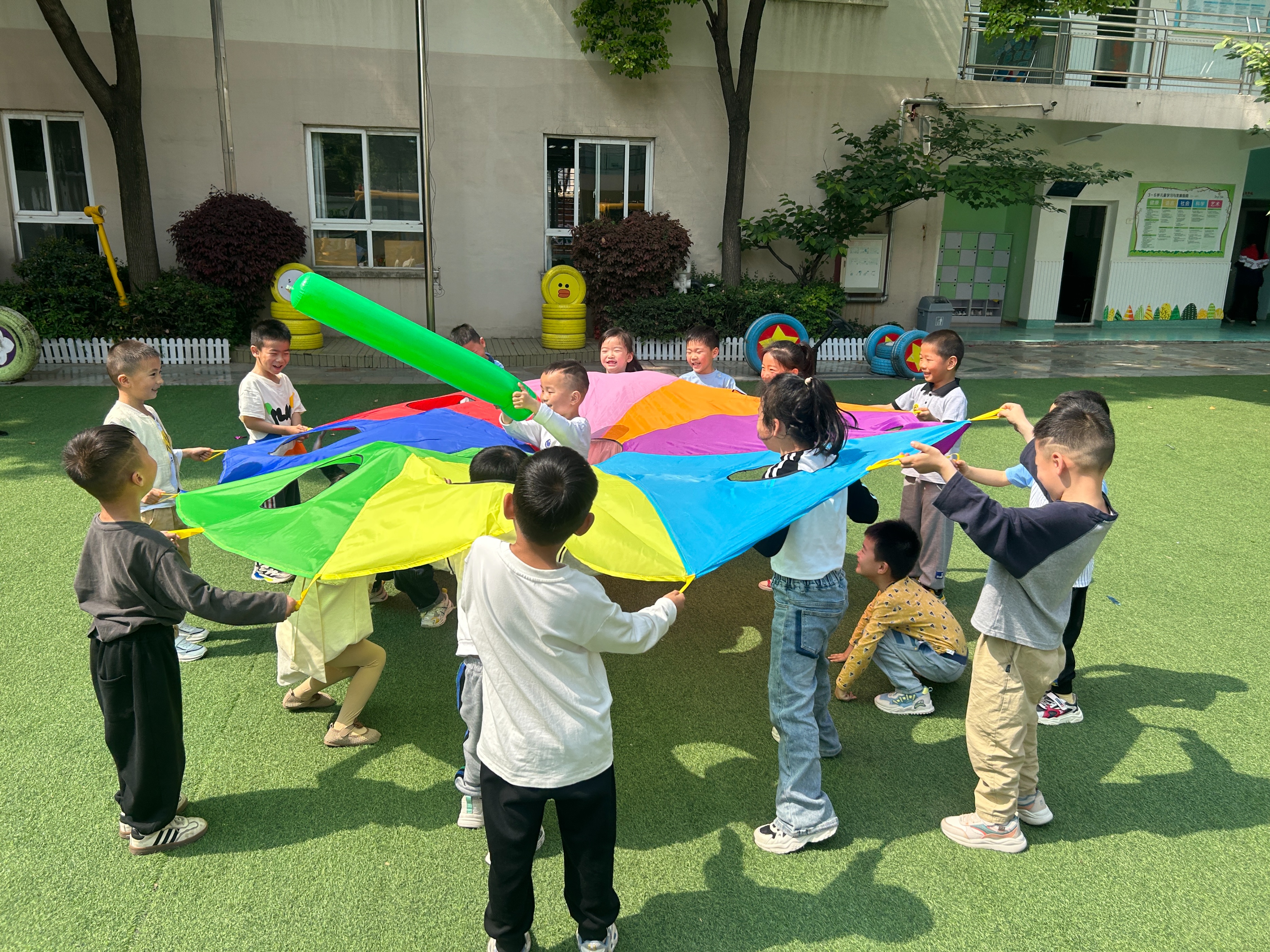 蔚蔚幼儿园六一,蔚蔚幼儿园课程