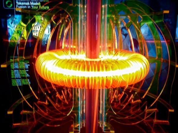 太阳核聚变最新进展,10年内人造太阳快速可控核聚变