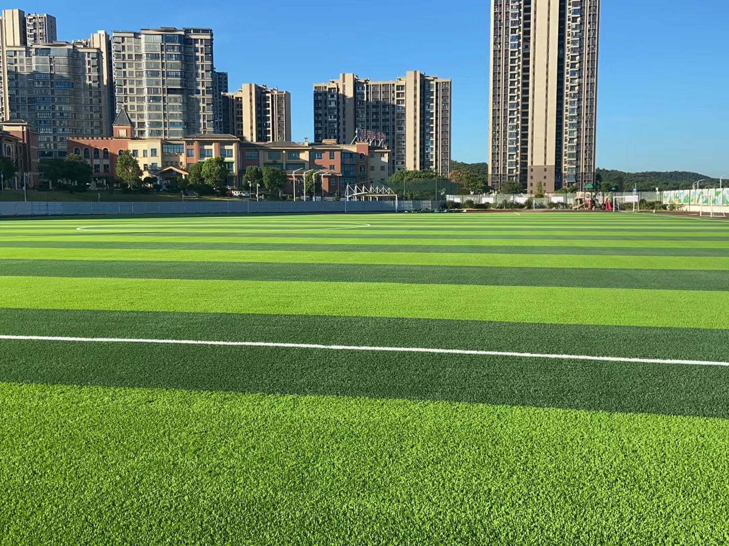 标准人造草坪足球场,学校足球场人造草坪