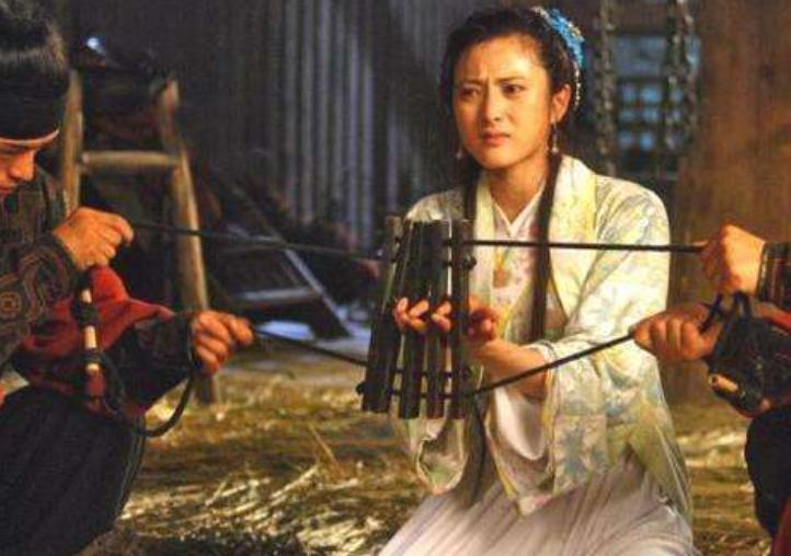 朱元璋发明一酷刑，一把梳子一壶水，几乎没有女犯人能熬过去