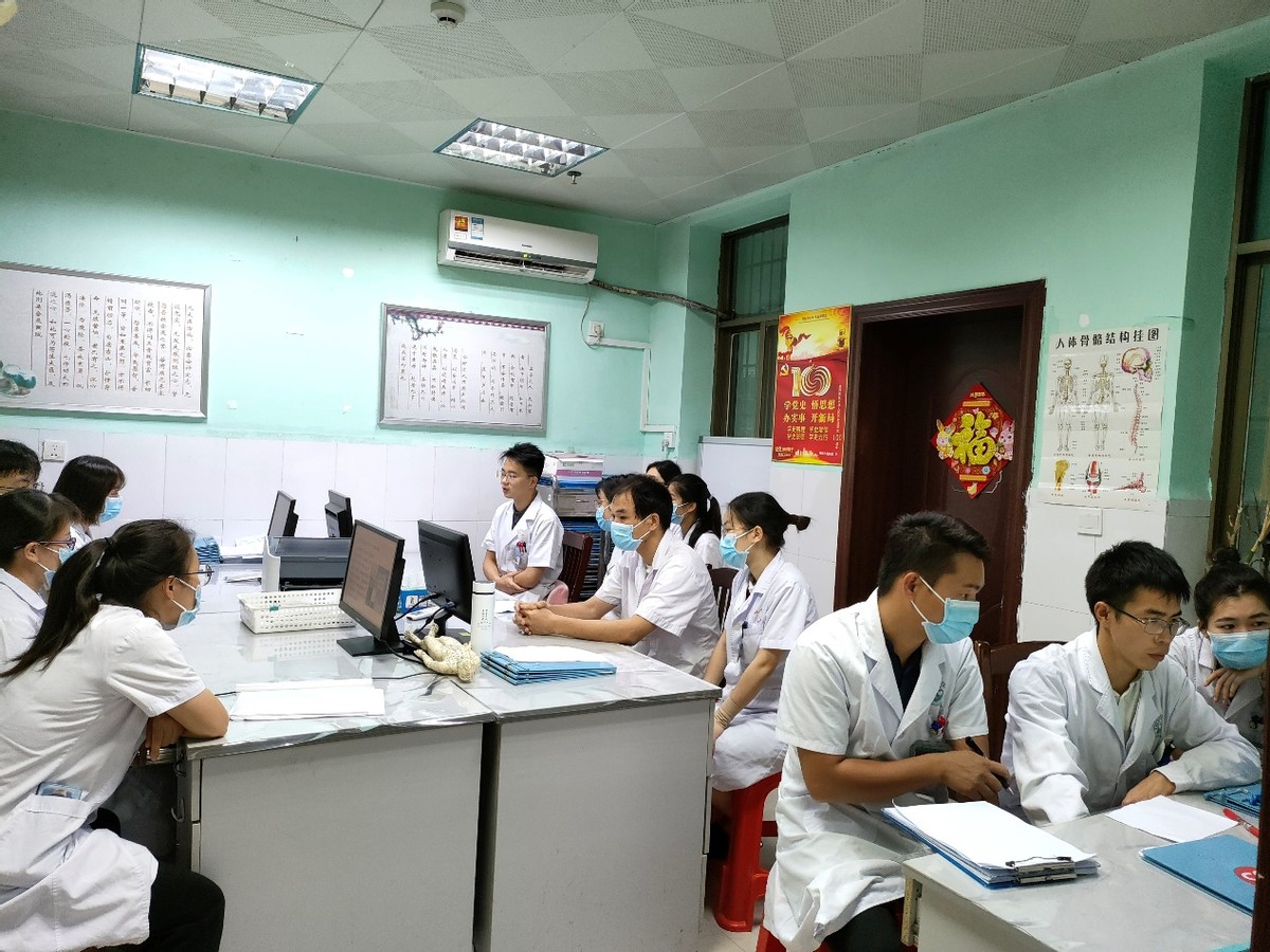 粤桂支医专家王伟洪开展《靳三针疗法临床应用》专题讲座