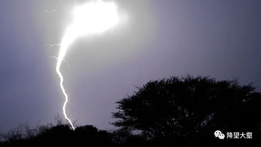 球状闪电量子,球状闪电是硬科幻吗