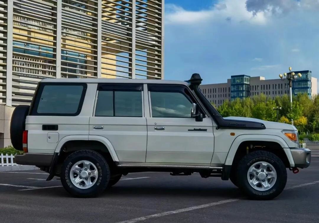 瑞泰lc76遥控车越野,不越野买lc76合适吗