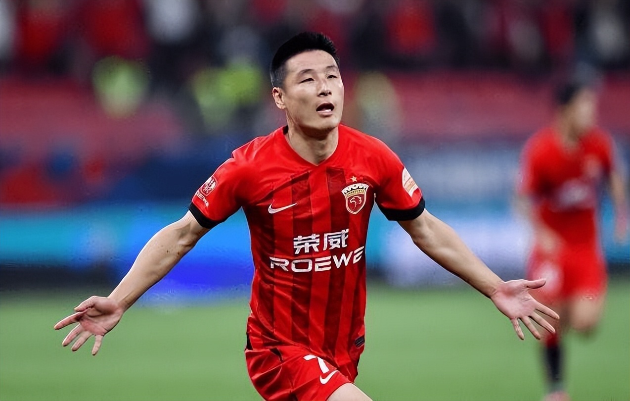 武磊回击鲁能完整视频,武磊回击国足视频