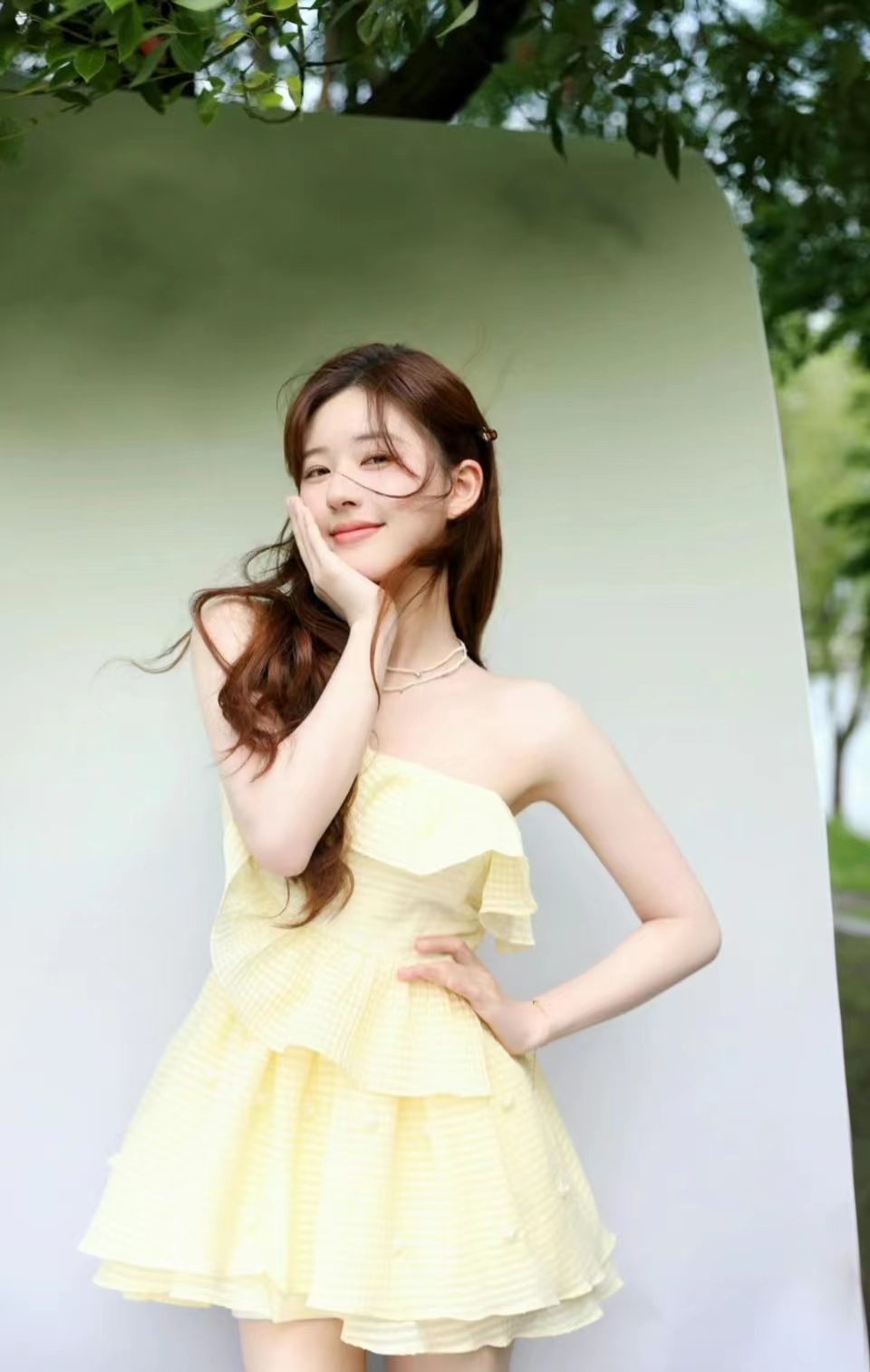 拍照显瘦小窍门,如何让你上镜显瘦有气质