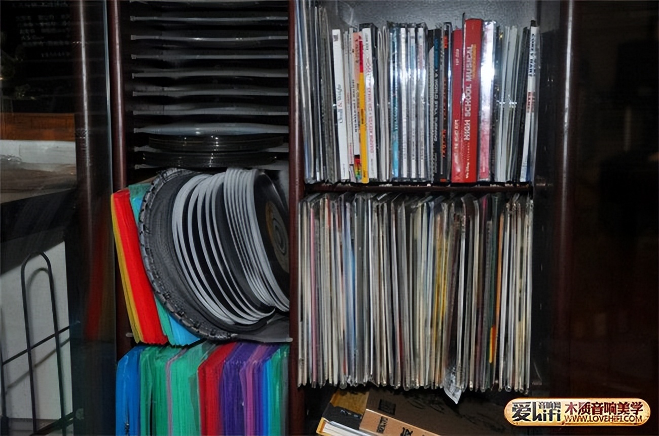 鏃嬫湪鍙疯鍙戠儳hifi涔︽灦闊崇,鍙疯鍙岄珮闊充笁鍒嗛鍙戠儳绾ifi闊崇