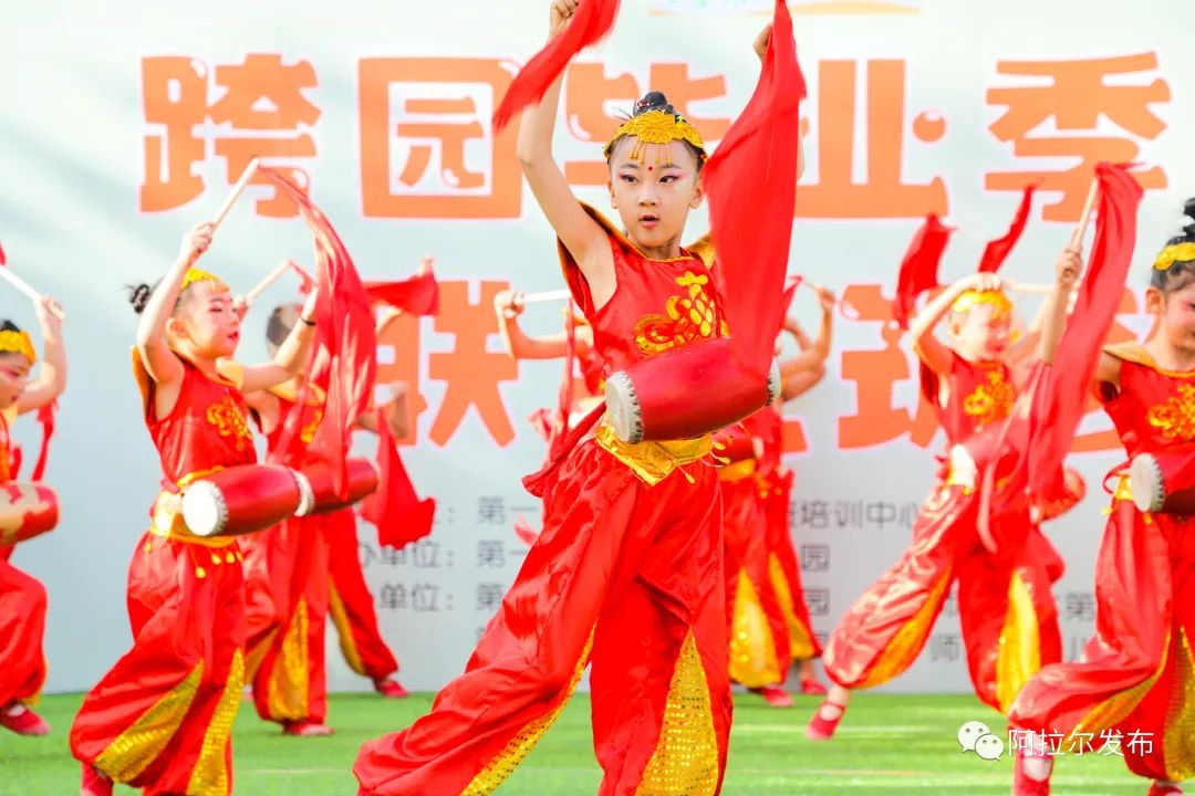 再见了我们的幼儿园,再见了我们的幼儿园舞蹈