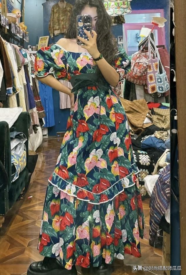 中国广场舞大妈发型,中国大妈穿旗袍