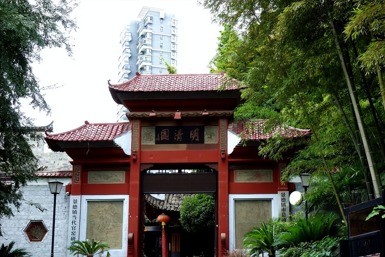 逛景德镇陶瓷市场,景德镇逛逛古镇了解陶瓷文化