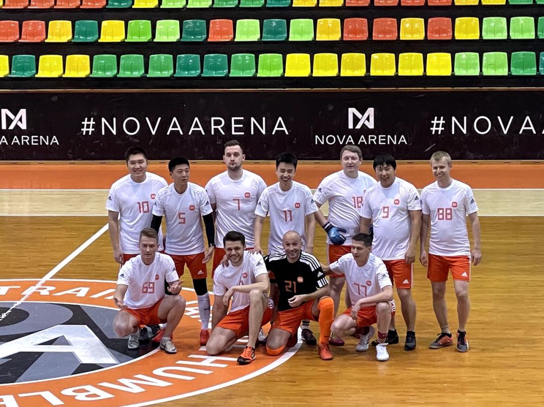 地球另一边的小米人