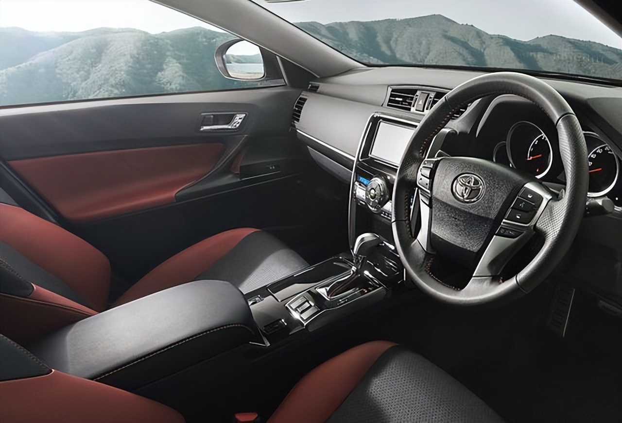 丰田v6锐志最新款,丰田新锐志复出