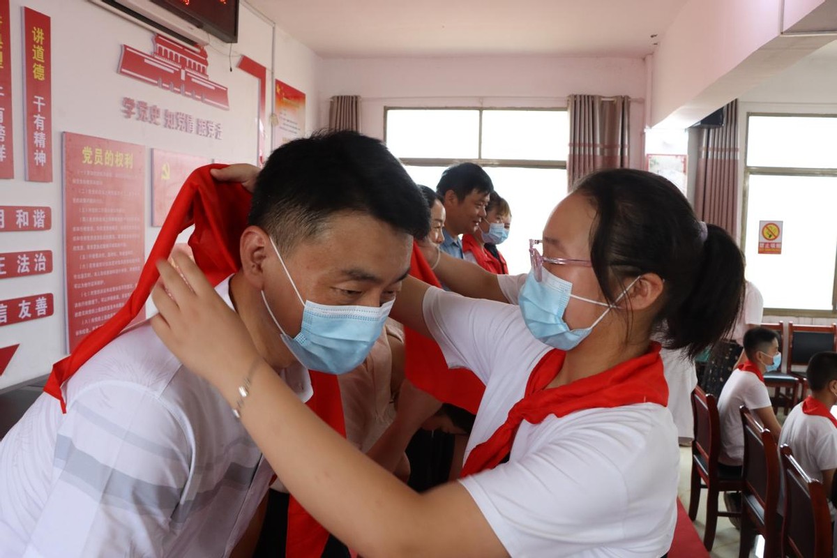 河南省慈善总会捐款50000,公益基金会向河南捐赠