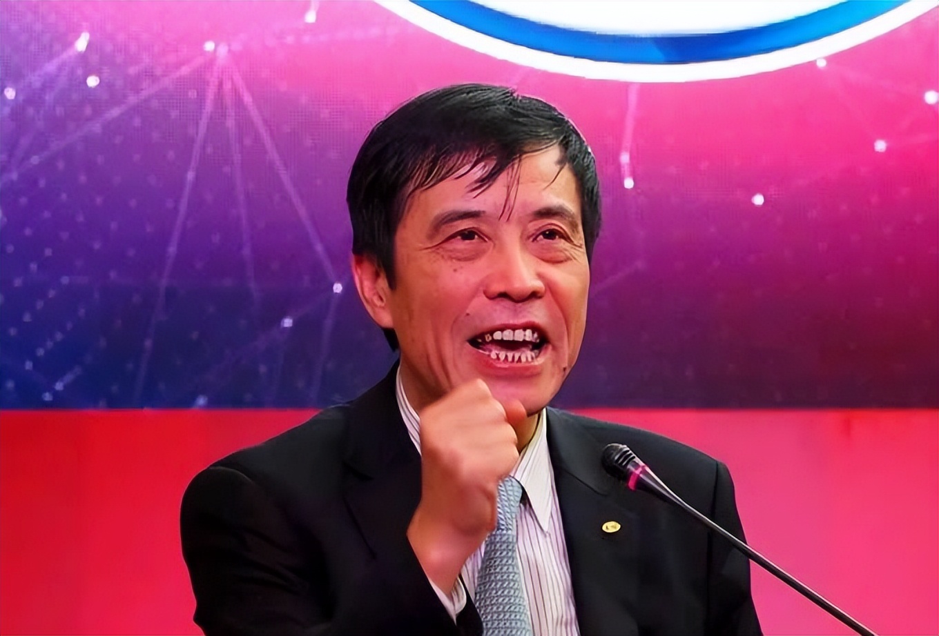 退出中超解散的俱乐部,重庆足球队解散原视频