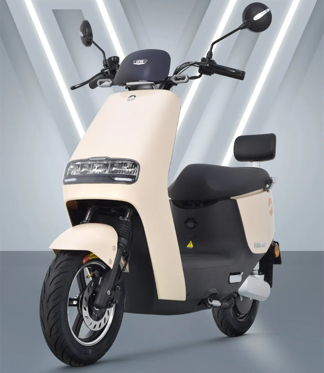 新蕾电动车续航里程多少,新蕾v2增程版