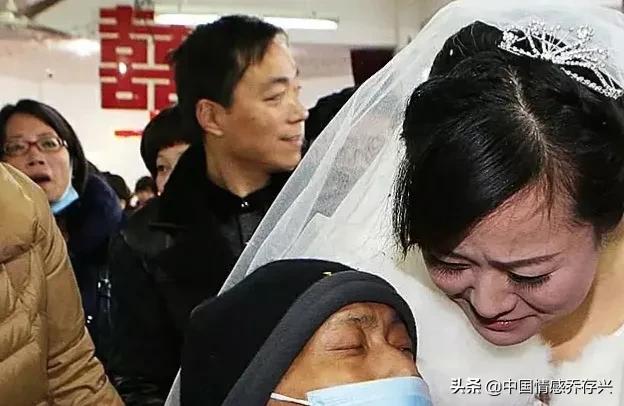 单亲母亲带五岁女儿改嫁,35岁单亲妈妈带9岁儿子