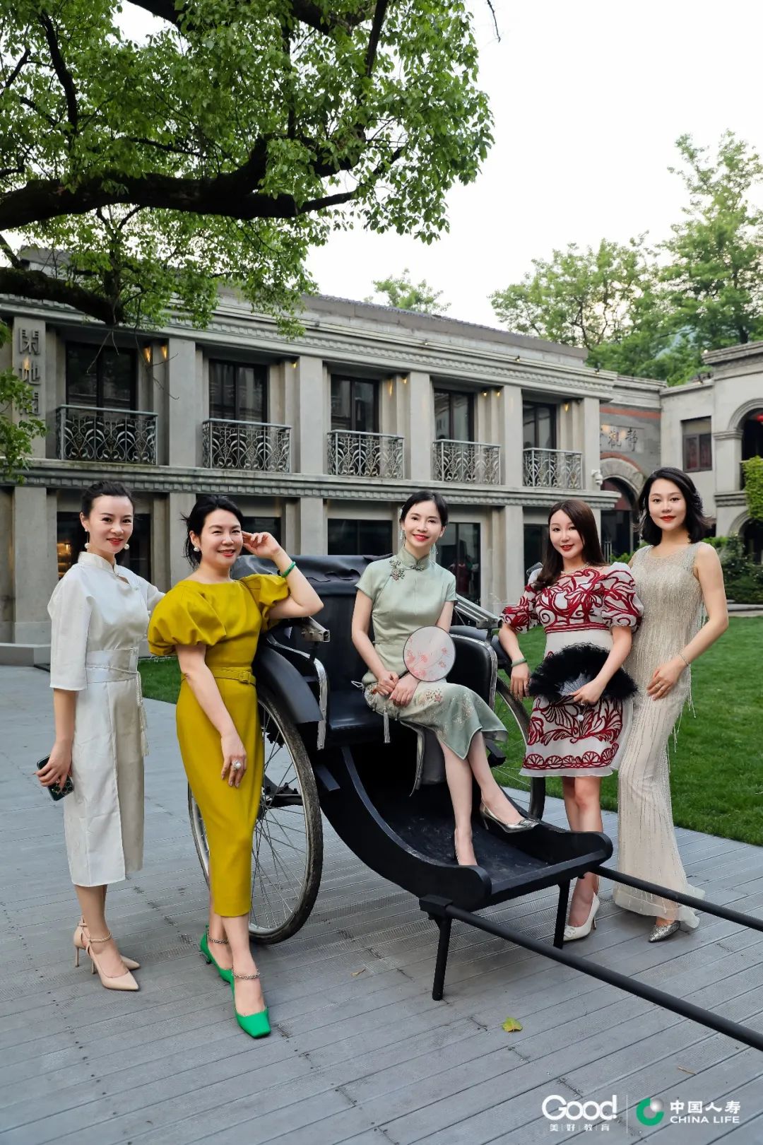 |双星有约|美好星座派对，美好同学在西子湖畔演绎复古摩登范儿