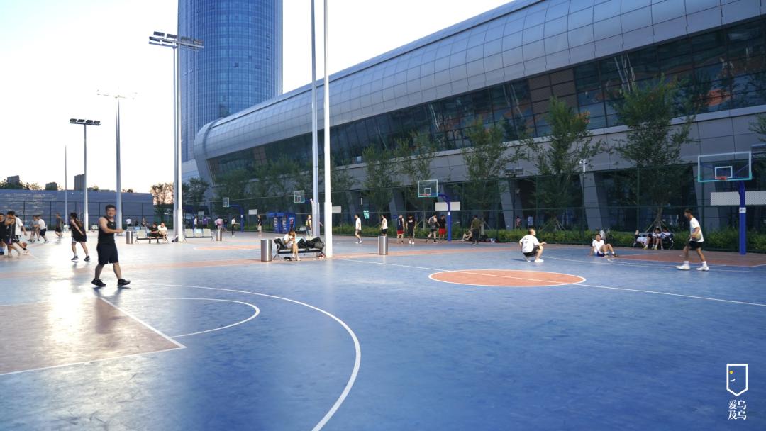 奥体中心游玩攻略晚上免费,奥体中心乌鲁木齐攻略